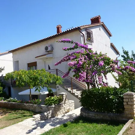 Apartment Marija Premantura Exterior photo